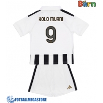Fotballdrakt Barn Juventus Randal Kolo Muani #9 Hjemmedraktsett 2026-27 Kortermet (+ Korte bukser)